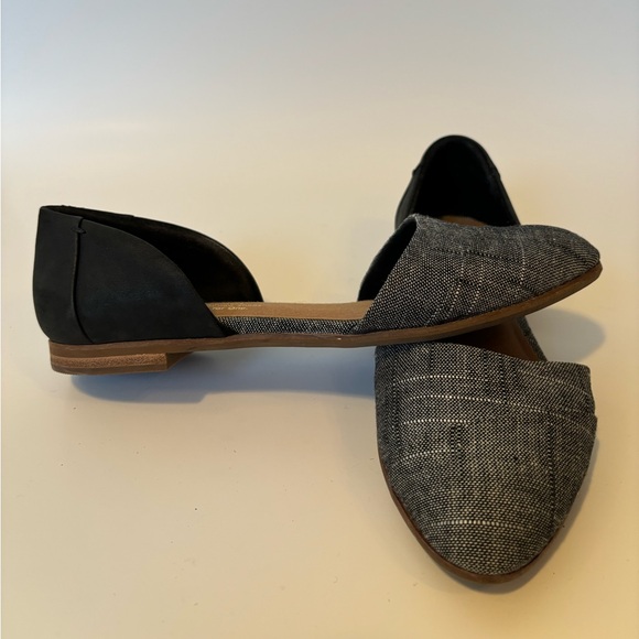 TOMS Flats, Size 5 - Picture 1 of 6